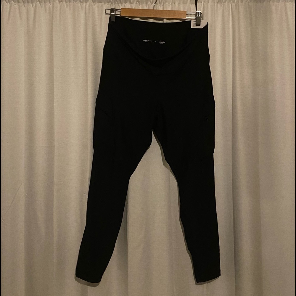 Old Navy Black Leggings - Powersoft